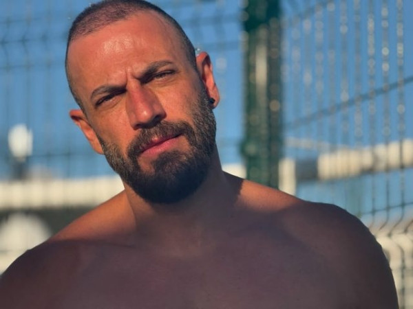 Максим Матвеев сыграет главную роль в драме со звездой «Три тысячи лет желаний» Максим Матвеев сыграет главную роль в драме со звездой «Три тысячи лет желаний»