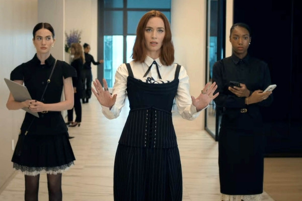 &laquo;Дьявол носит Prada 2&raquo;: Не пытайтесь (по)кинуть глянец