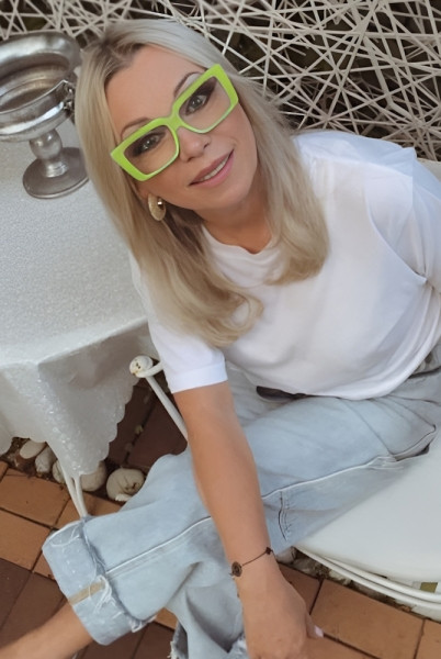 Терпела побои, заложила квартиру, снялась в «Брате 2» и схватила недуг: беды Ирины Салтыковой Терпела побои, заложила квартиру, снялась в «Брате 2» и схватила недуг: беды Ирины Салтыковой