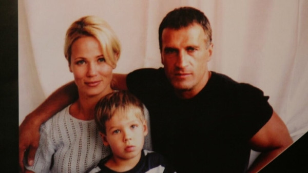 Трагический финал Александра Дедюшко: актер погиб в 45 лет с женой и маленьким сыном Трагический финал Александра Дедюшко: актер погиб в 45 лет с женой и маленьким сыном